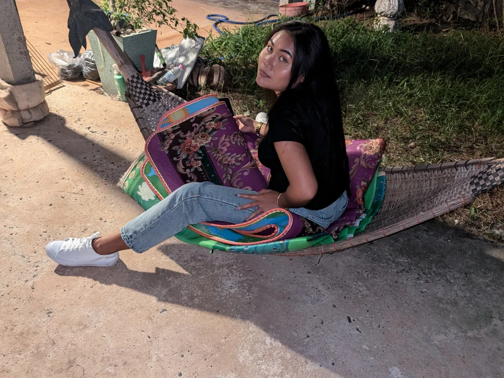 NaughtyAndWild offline chatrum