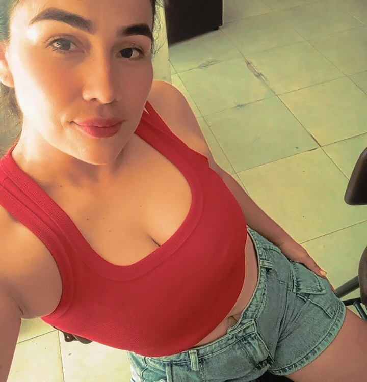 indecent_mother's Offline XXX Chat
