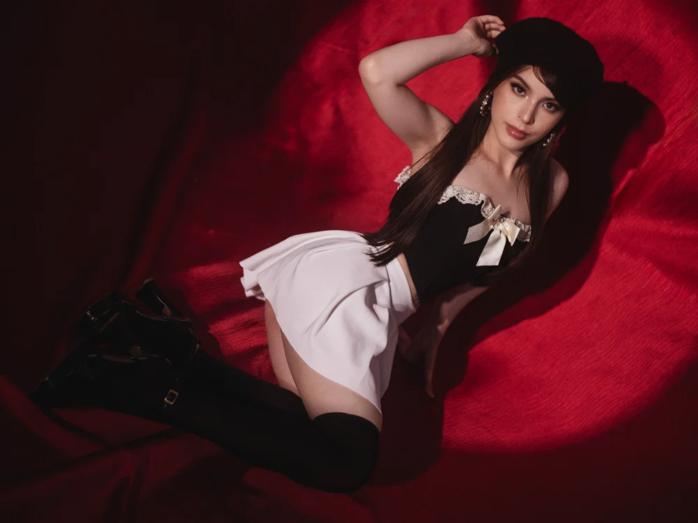FayeValentine_ Obrolan XXX Offline
