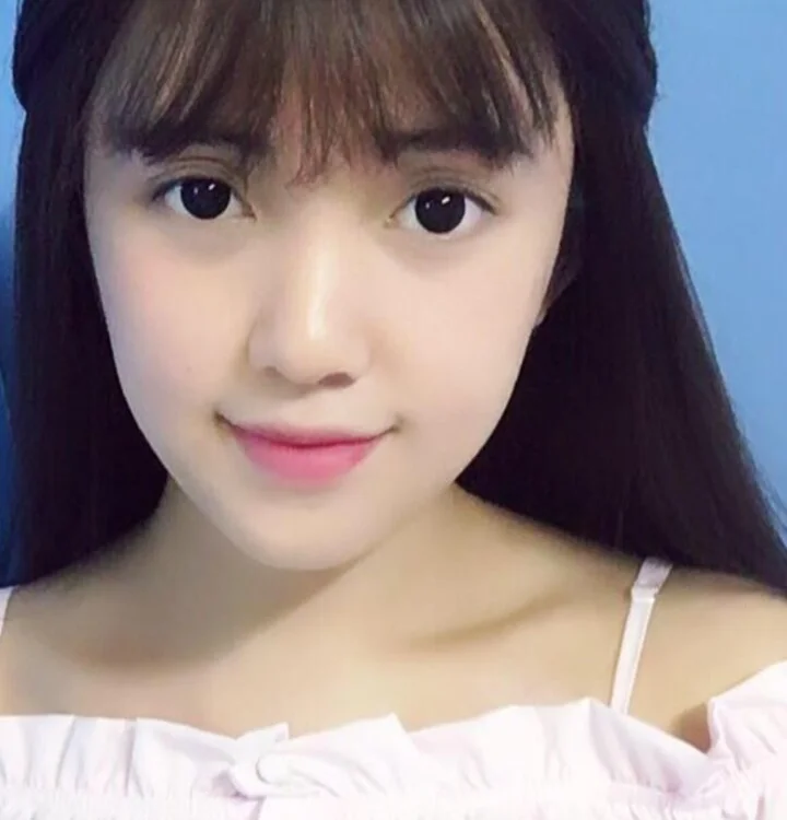 emlylyxinh Obrolan XXX Offline