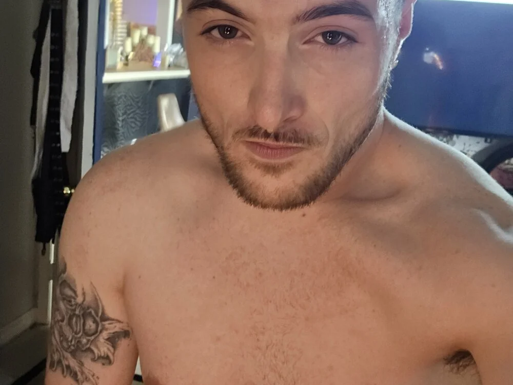 FallenStar6 Offline XXX Chat