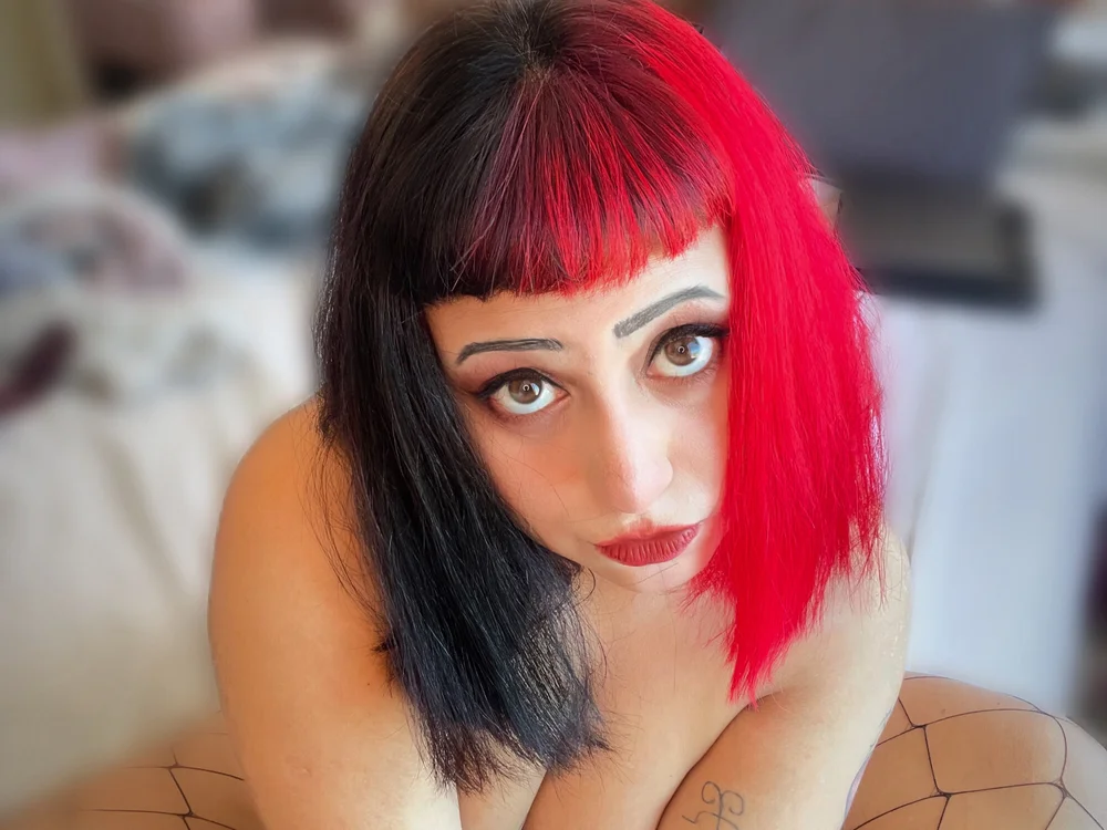 xmissthing's Offline Chat Room