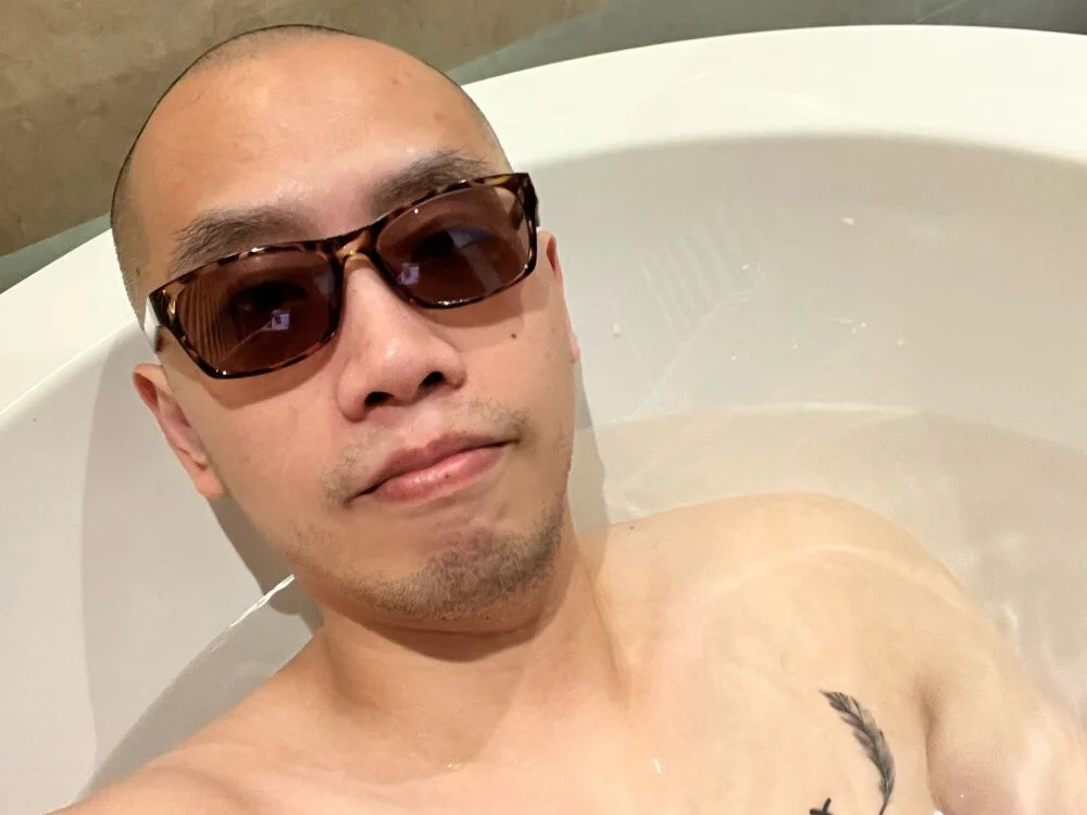 lazylazybug 离线XXX聊天