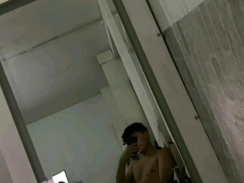 ห้องแชทออฟไลน์ของ stripperuan17