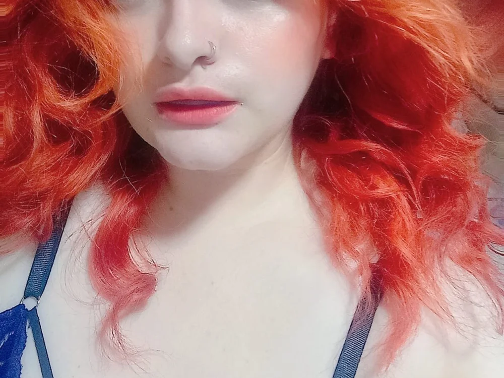 indi_bigboobs1's Offline XXX Chat