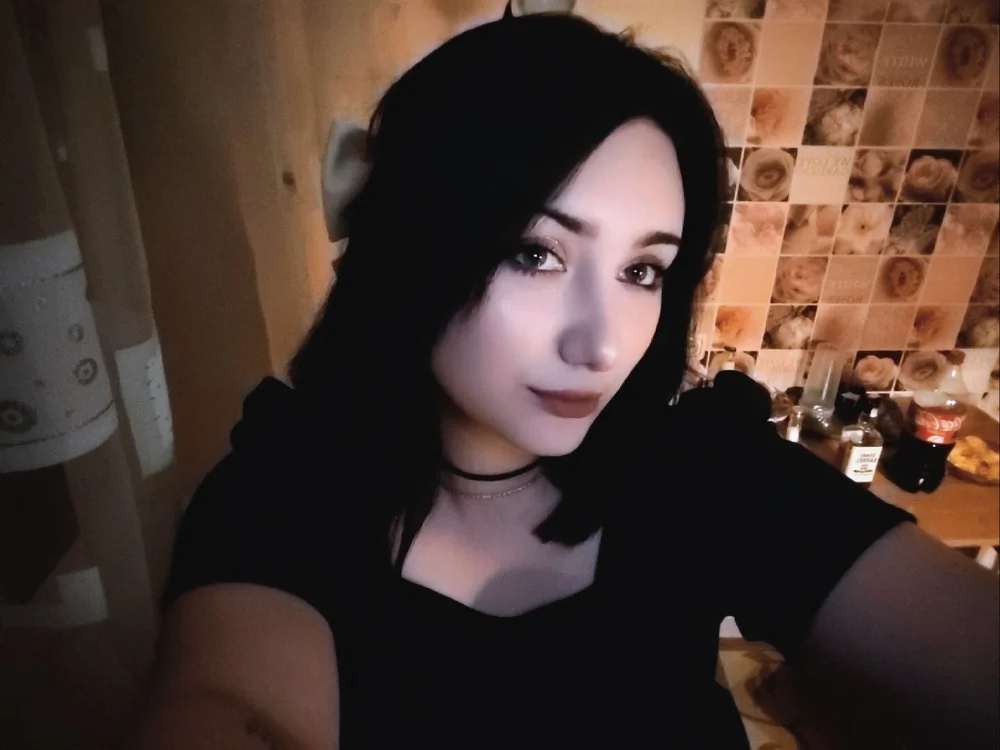 AristsrSx's Offline XXX Chat