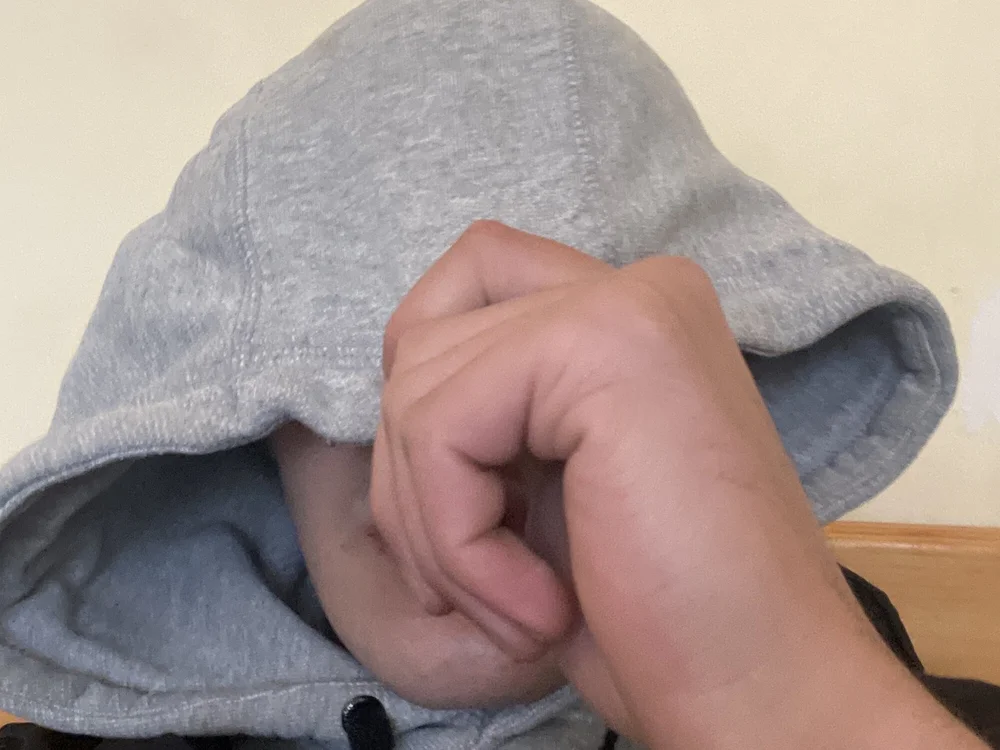 Babyboy88417's Offline Chat Room