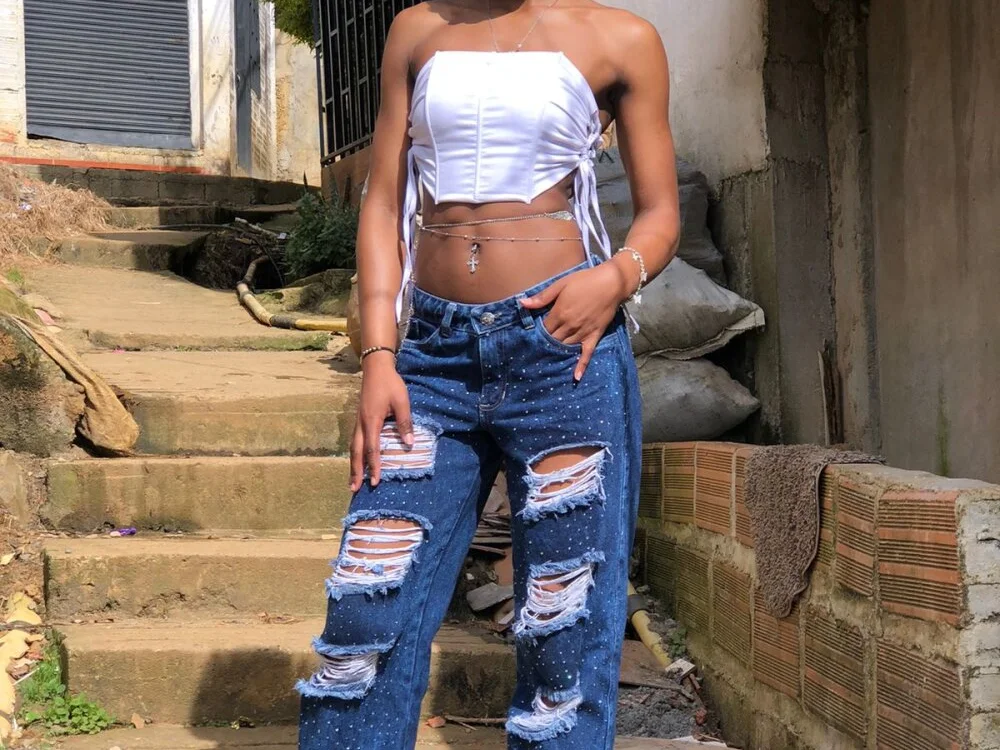 Офлайн-чат XXX emmaalennox