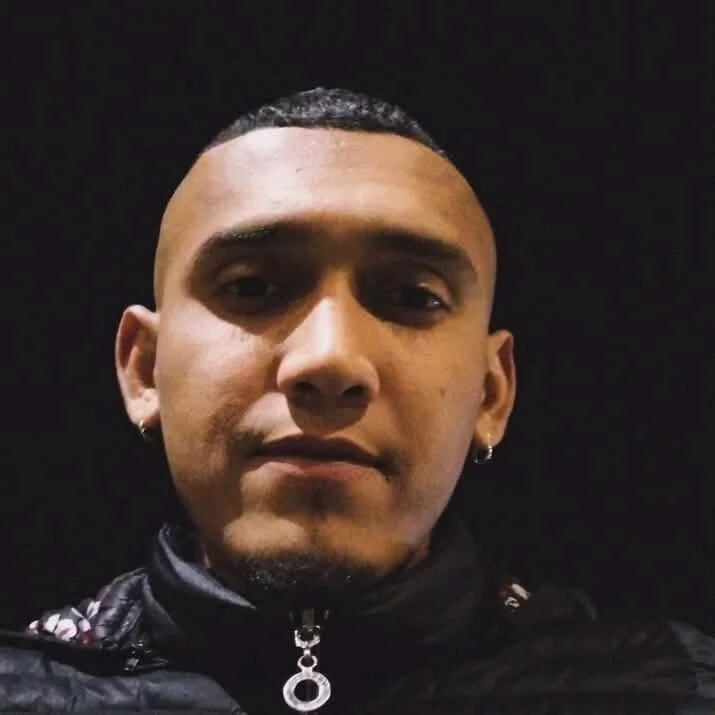 Themoises' Offline Chat Room