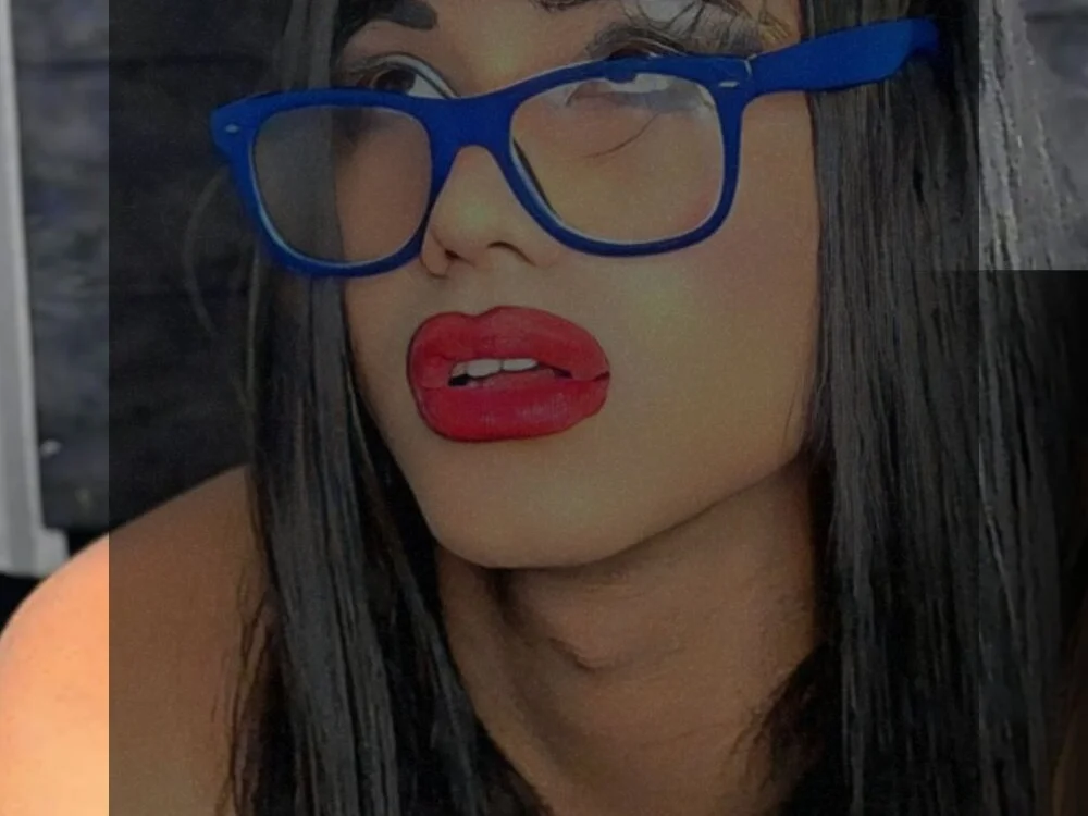 Chat XXX offline de Ariana_Salazar