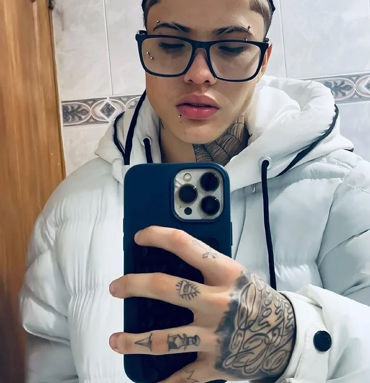 Офлайн-чат XXX Ale_cuzz