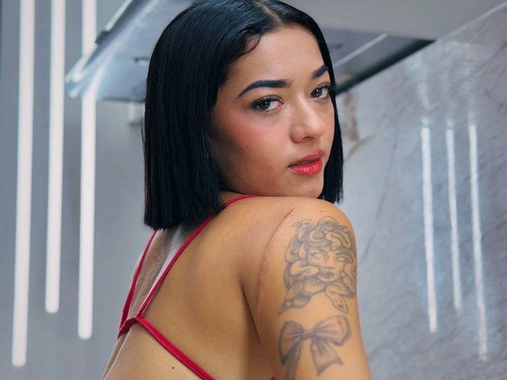 Dakota_Cline অফলাইন XXX চ্যাট