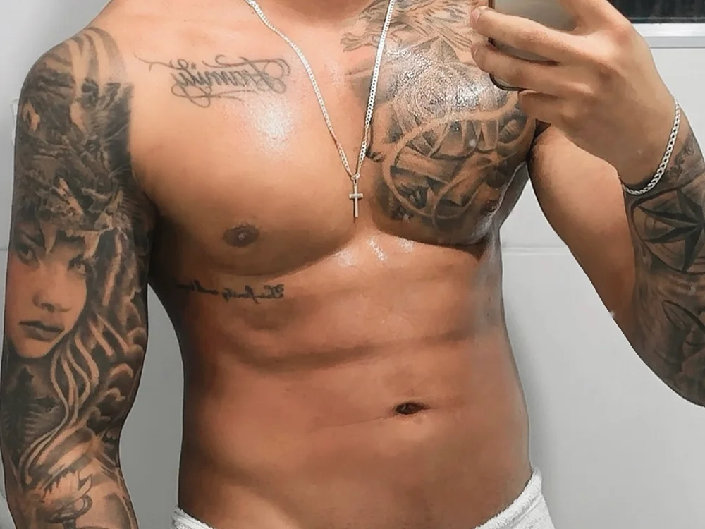 Offline XXX chat modela _MorenoBr