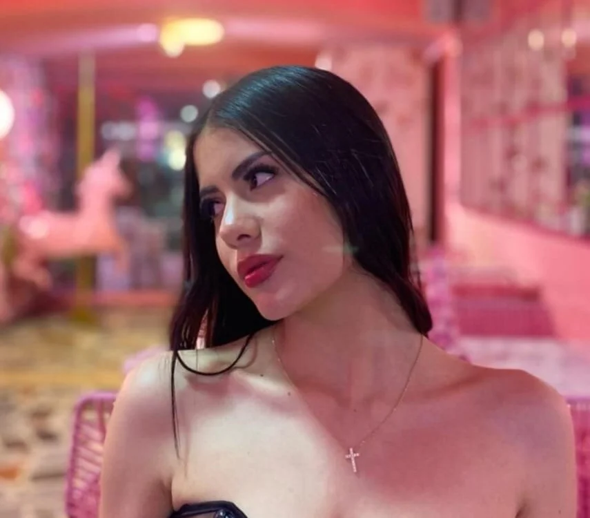 Baby_Meli: офлайн-секс-чат