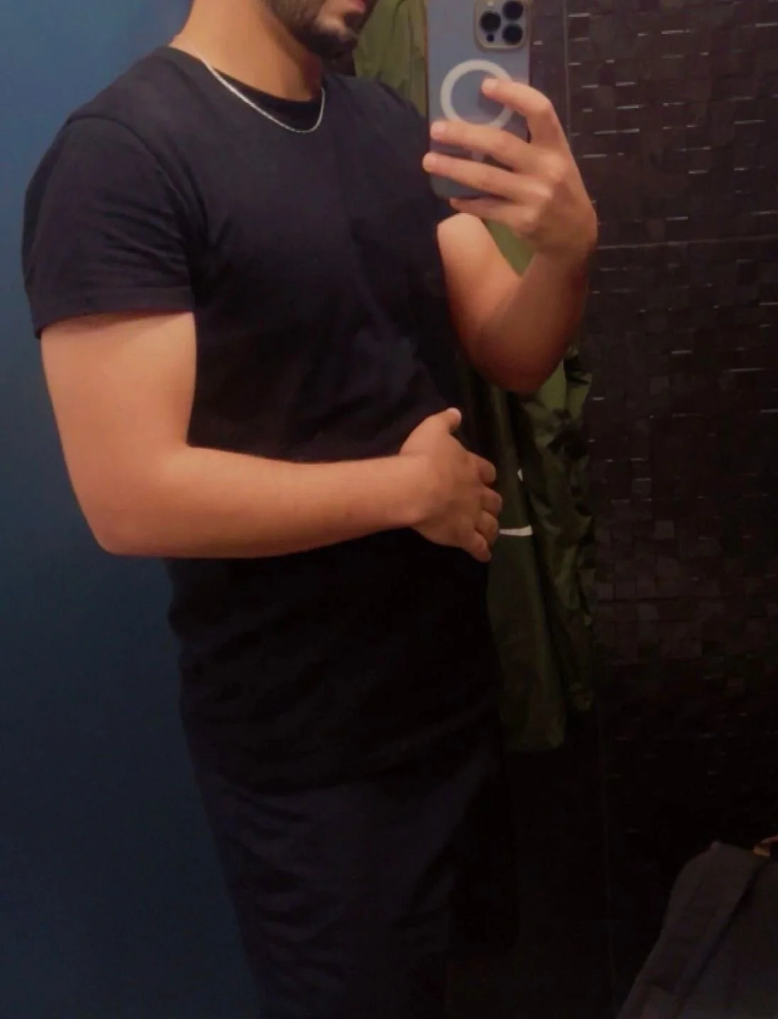 Mido25888 live webcam