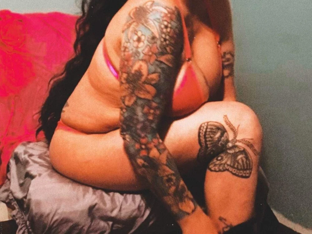 SimoneMoore's Offline XXX Chat