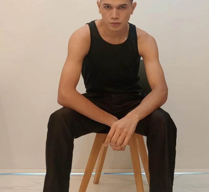 ห้องแชทออฟไลน์ของ Andy_milkboy