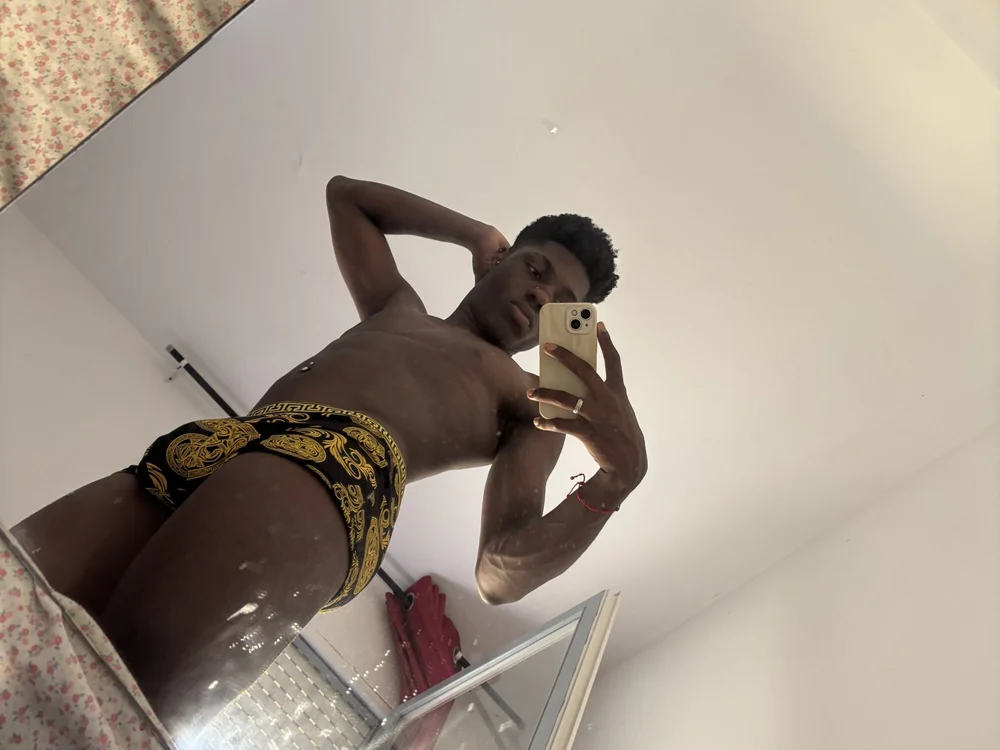 ivangonzalez03 offline chatrum