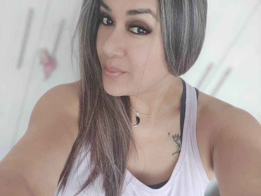 Khalessie37 offline chatrum