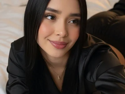 MiaSofia__ on StripChat