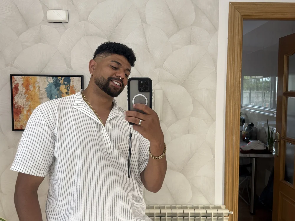 follandospain Offline XXX-chat