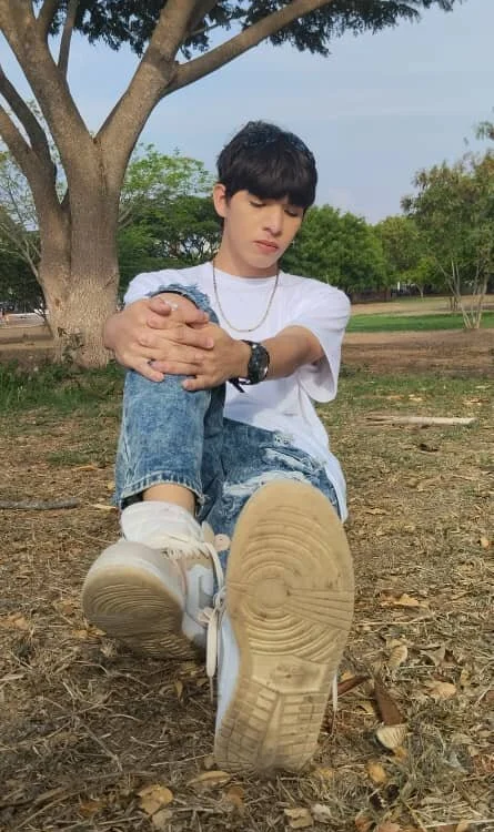 Klarken18's Offline XXX Chat