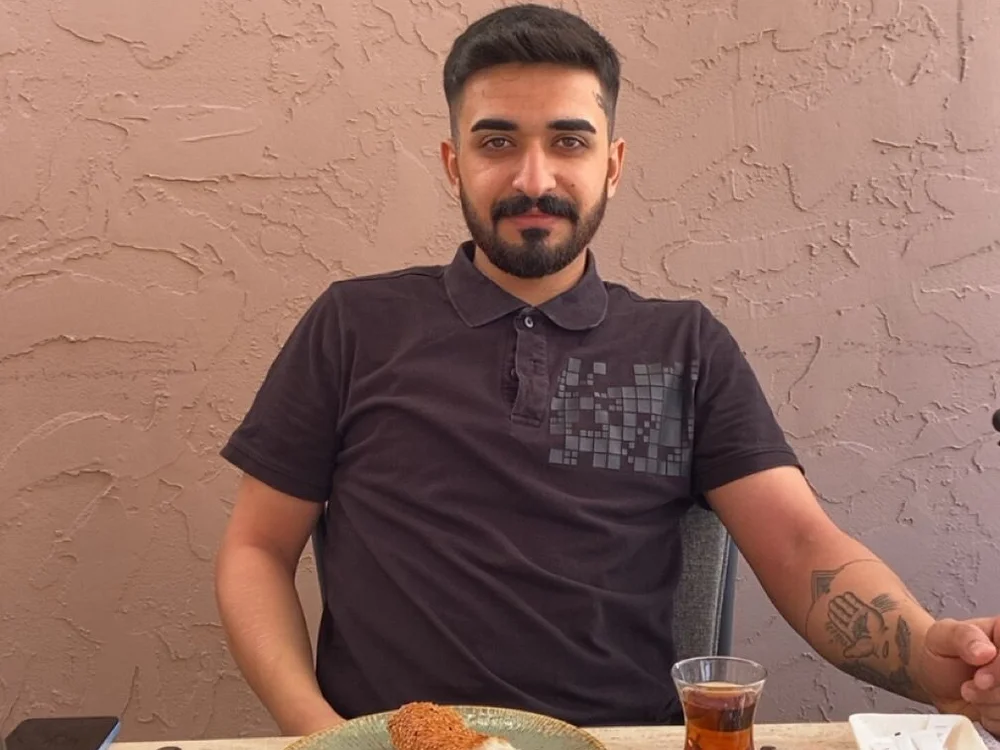 mehmets27's Offline Chat Room