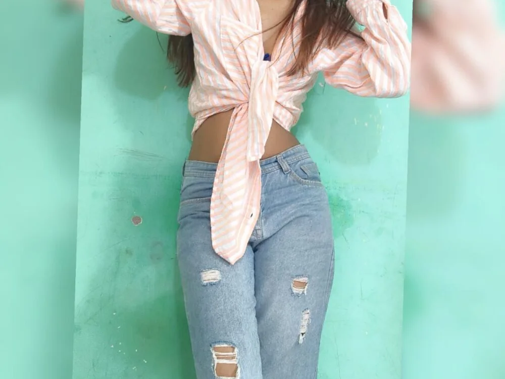 Sexy_nyka02 offline XXX-chatje