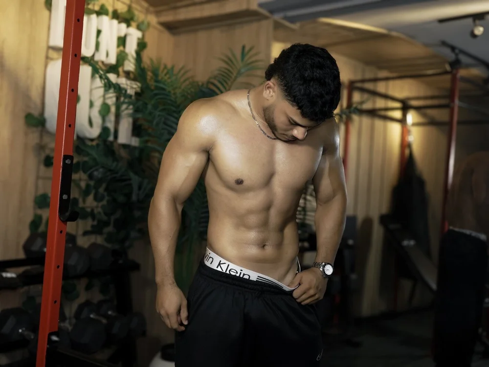 AndrewCollen 離線 XXX 聊天