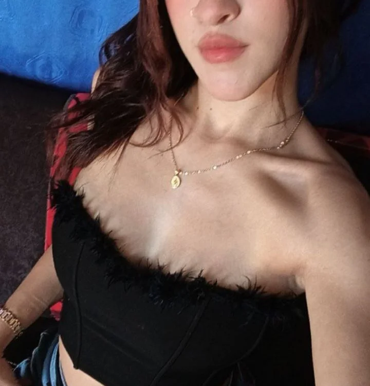 heiley_moon Offline XXX-chat