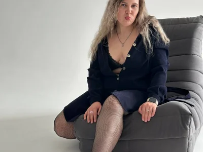 MilaCristalle - Girl 