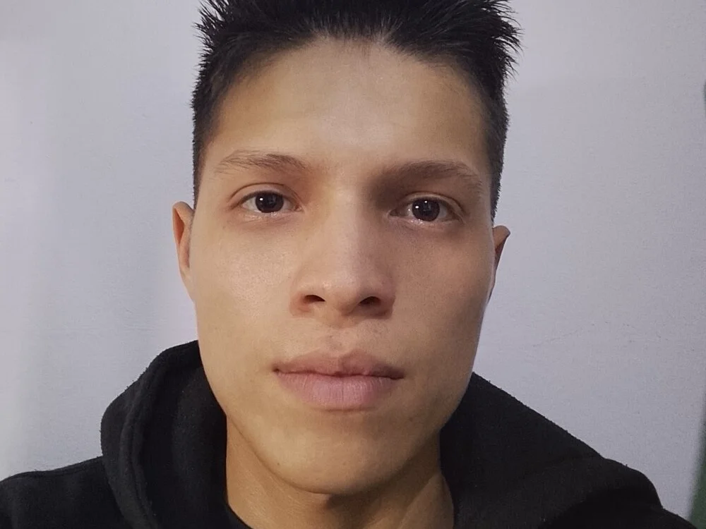 elinnki Chat XXX offline