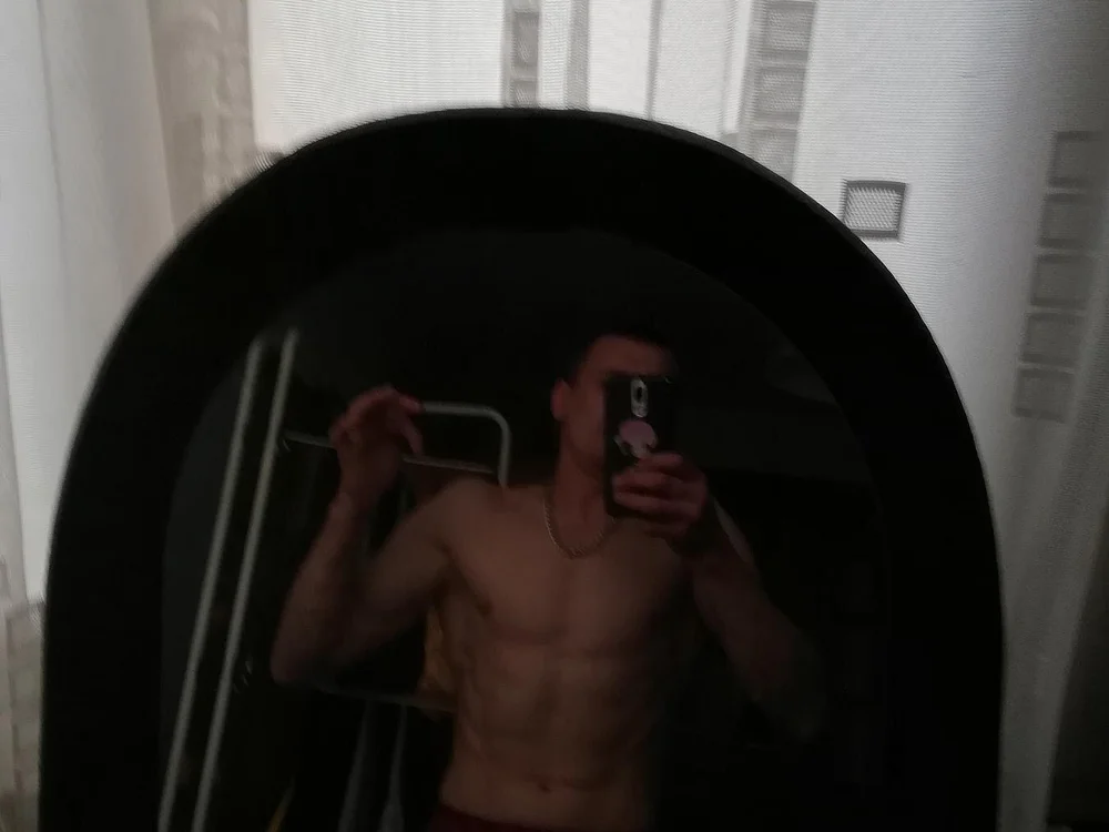 KazikZ69@xh's Offline XXX Chat