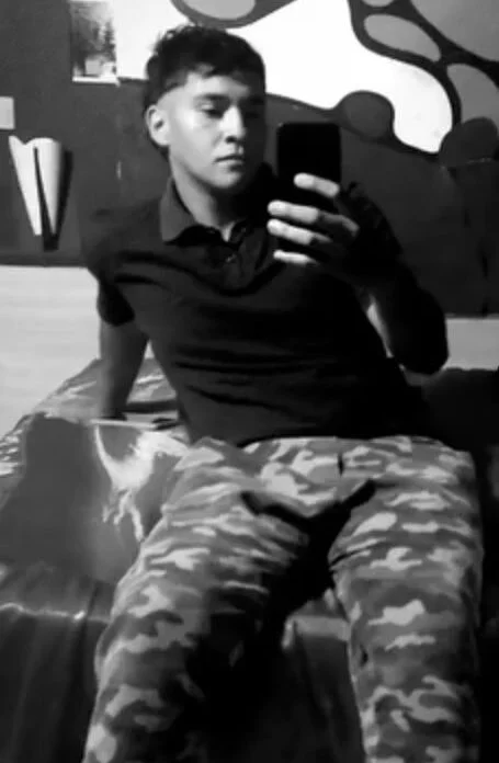 gitano19cm's Offline XXX Chat