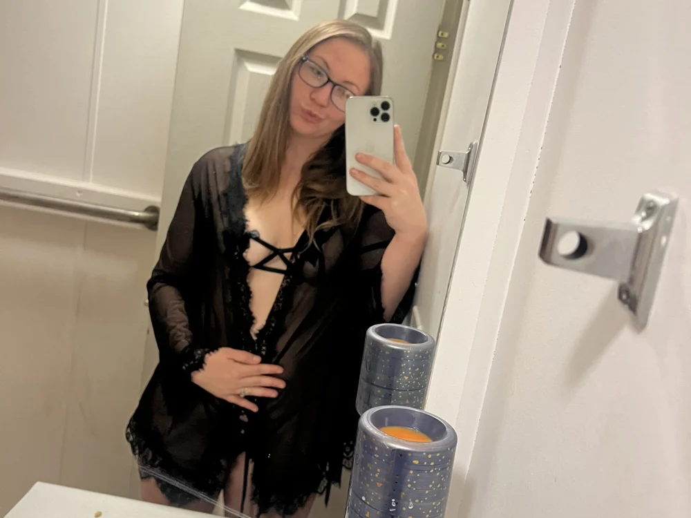 kat_love9 Offline XXX-Chat