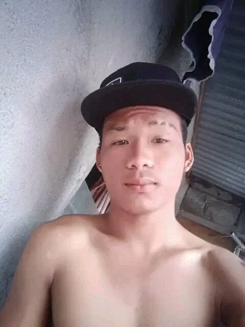 Fuck_boi2000's Offline XXX Chat