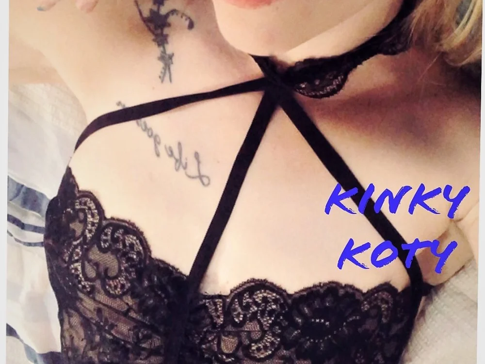 KinkyKoty's Offline XXX Chat
