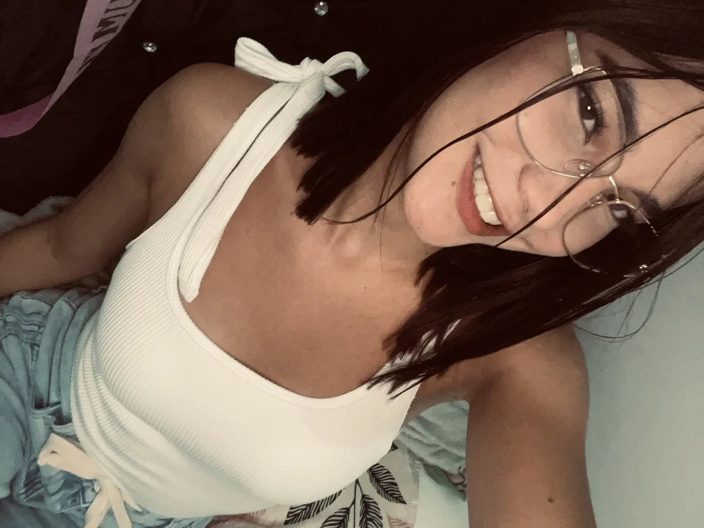 Chat +18 off-line de Nia08_