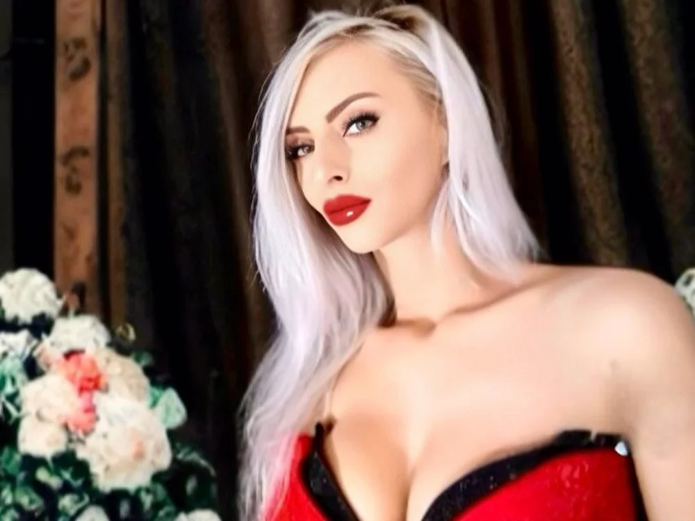 rubyelya666's Offline XXX Chat