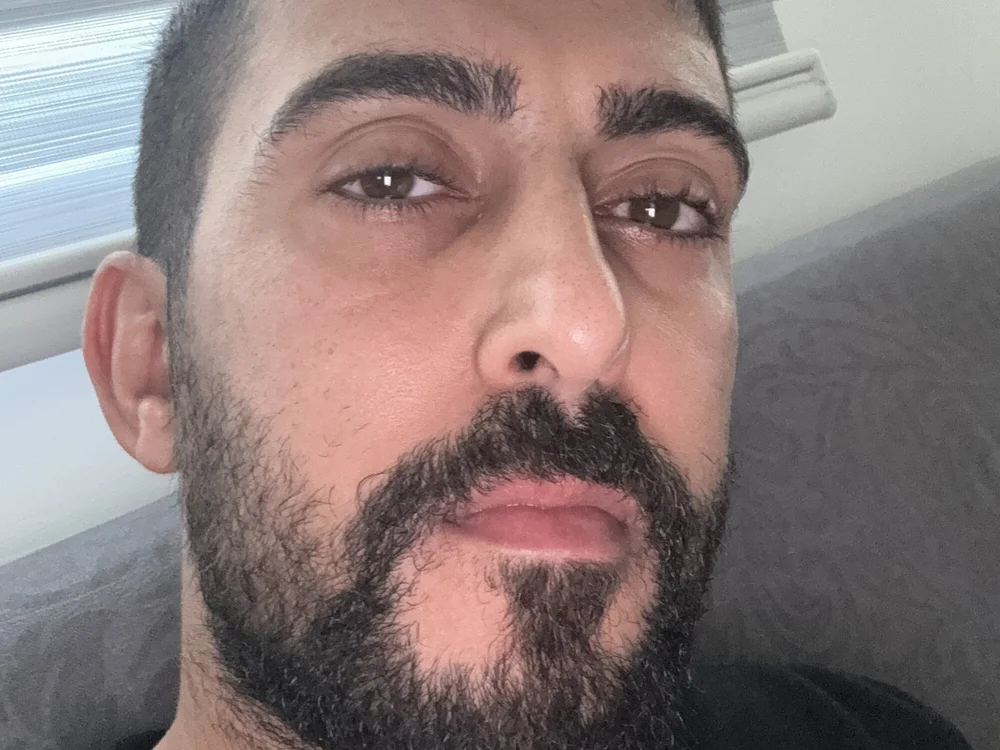 13Blue_'s Offline Chat Room