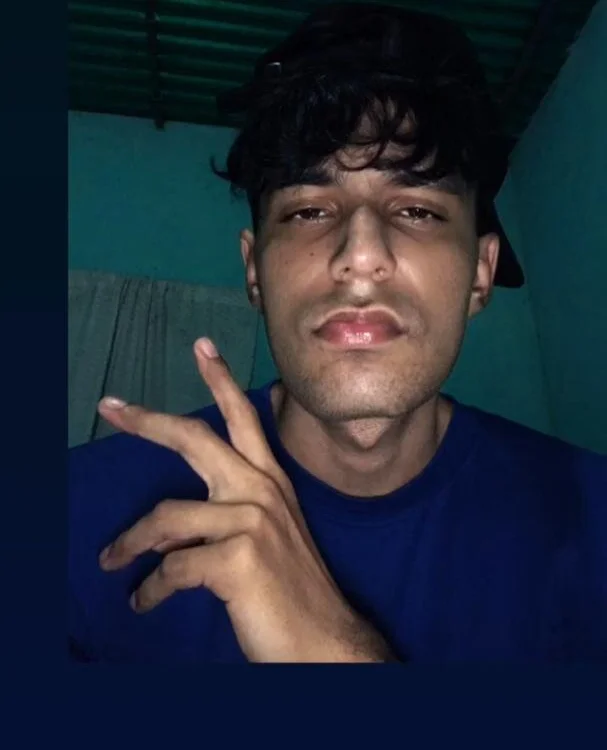 Offline chatovací místnost Rayy_7777