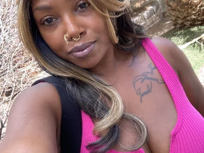 nia_coxlive