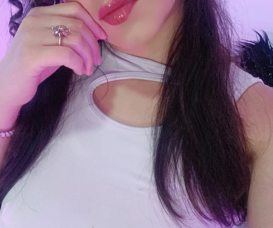 sweet_alison04's Offline XXX Chat