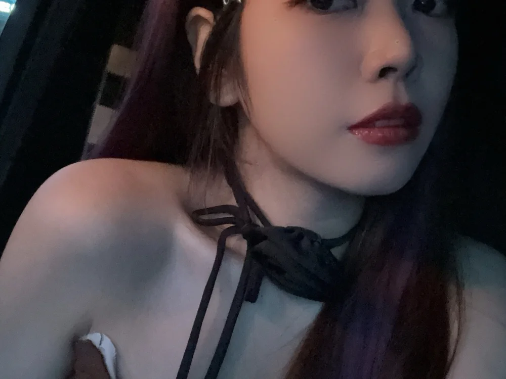Ophelia77 offline chatrum