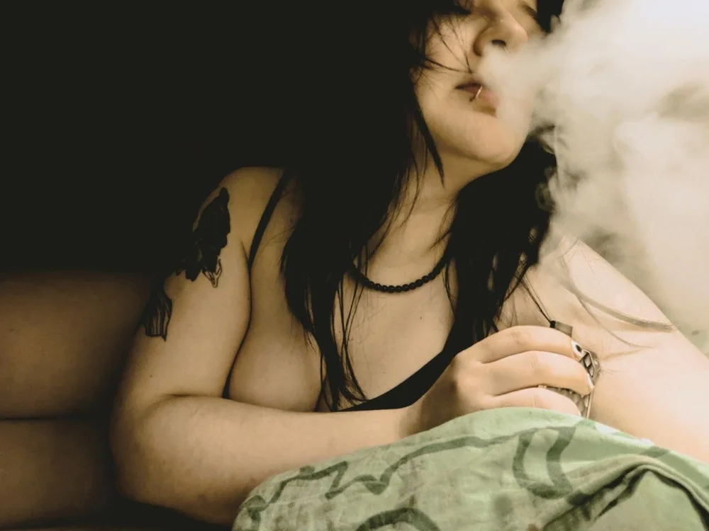 Ame_Core Chat XXX offline