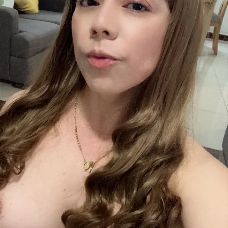 EsElla333 offline chatrum