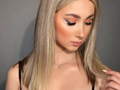 Julia_Logan - Girl 