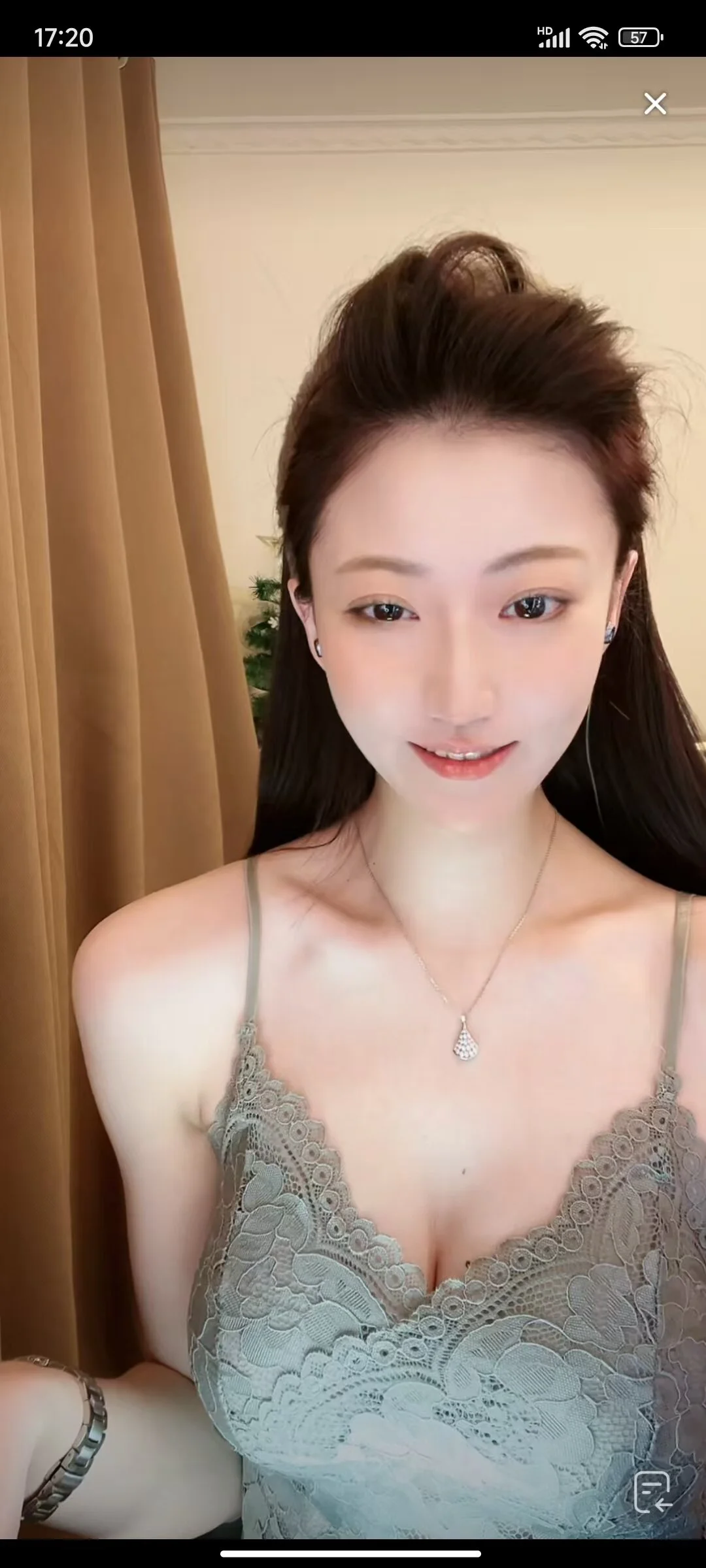 Helenamina