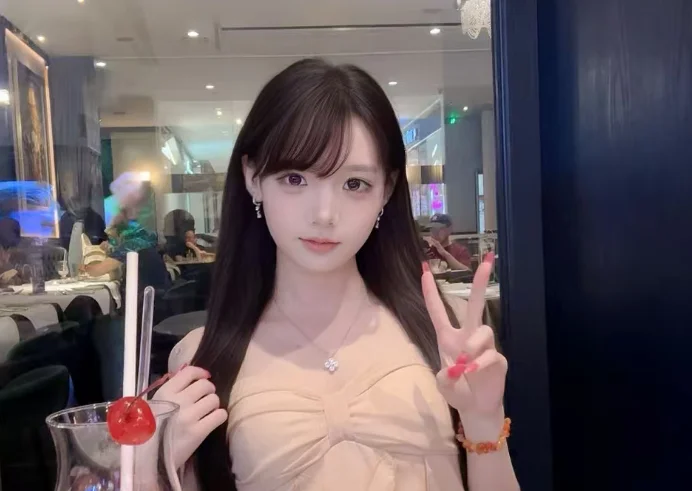 Akiko030 离线XXX聊天