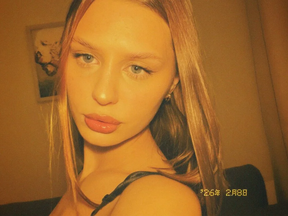 TijuanaPennix's Offline Chat Room